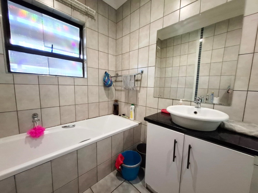 2 Bedroom Property for Sale in Universitas Free State